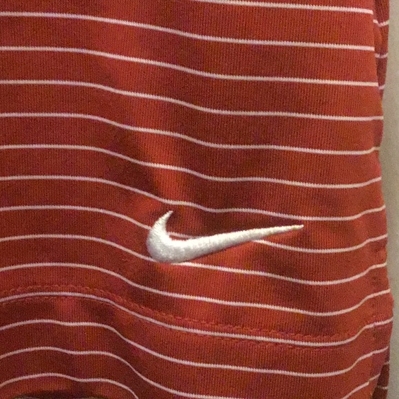 Nike women’s Washington Nationals Polo - Picture 3 of 3